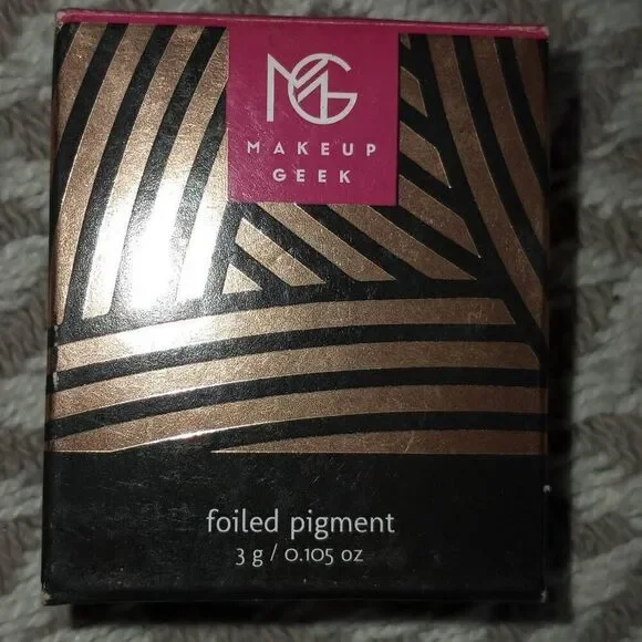 MAKEUP GEEK FOILED PIGMENT IN TELEPATHIC NIB - Picture 1 of 6